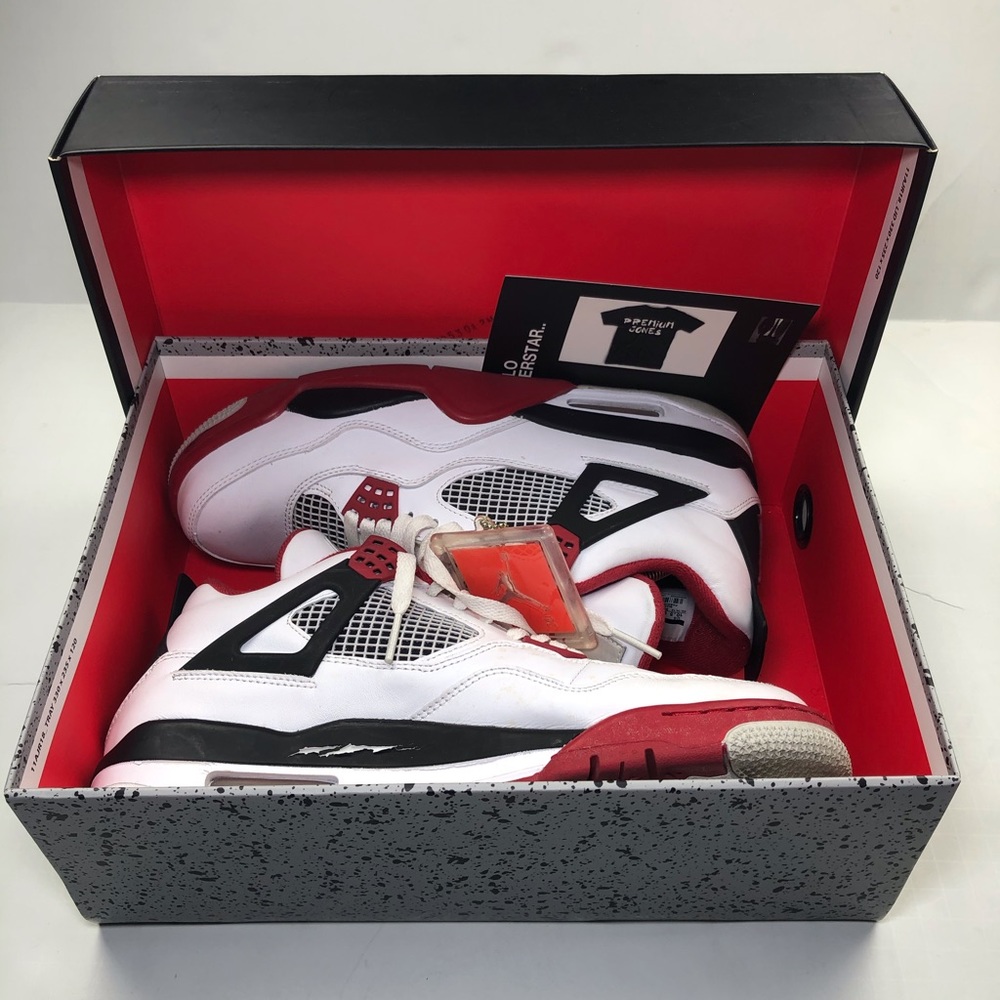 Air Jordan’s Retro 4 White Varsity Red Black 10.5